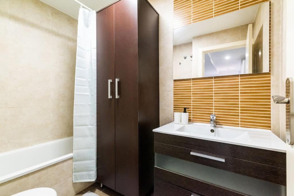 شقة Precioso Piso Torrenueva Con Piscina Y Cerca Playa المظهر الخارجي الصورة